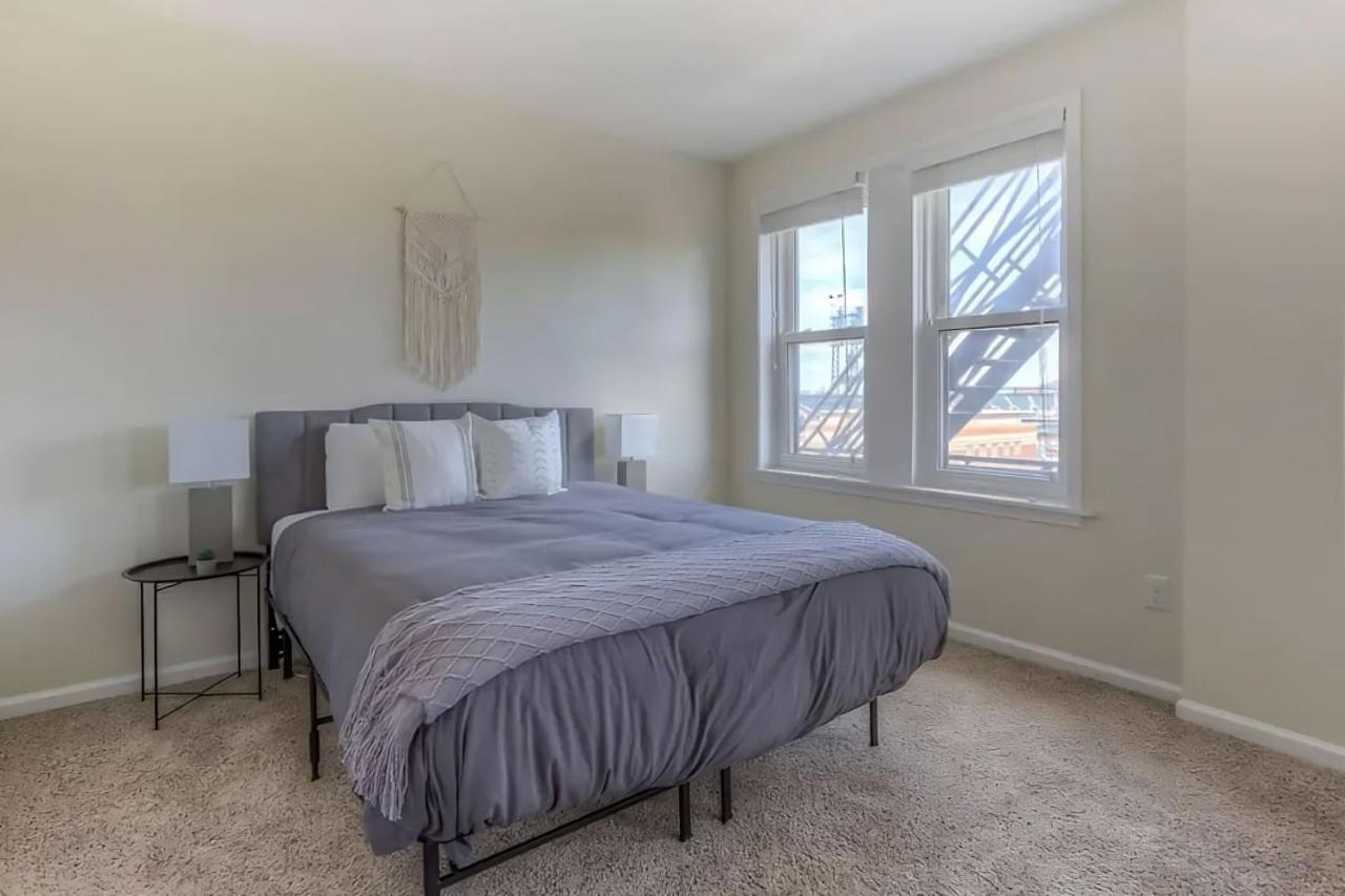 Perfect 1Br In Prime Location & View Of Stadiums Detroit Bagian luar foto